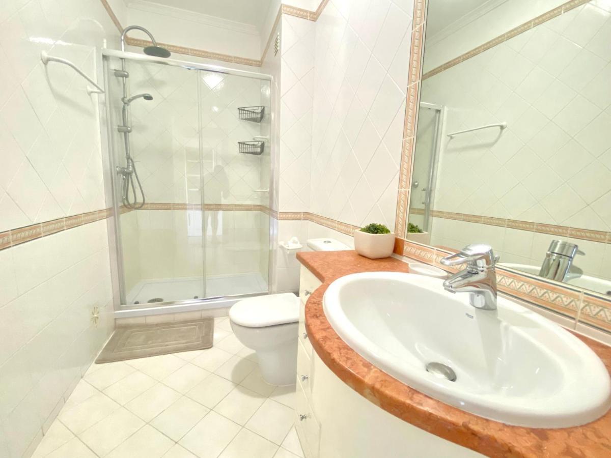 Vilamoura Central 2 Bedroom Flat エクステリア 写真